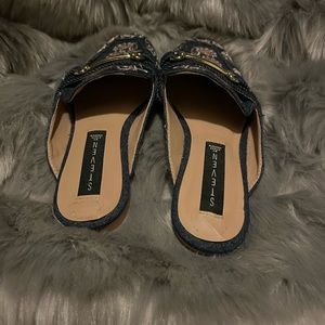Embroidered slip on loafers